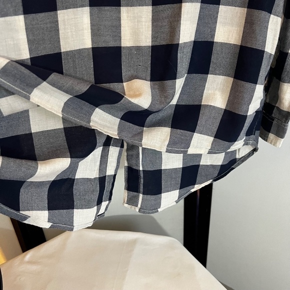 G.H. BASS & CO Women's Houndstooth Navy Blue Grey White V Neck Tunic Size S NWOT - Picture 4 of 7